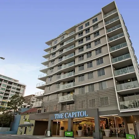 The Capitol - Prime Location Compact Studio With Pool & Off-site Parking * Brisbane