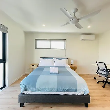 Guest house 262atroughton