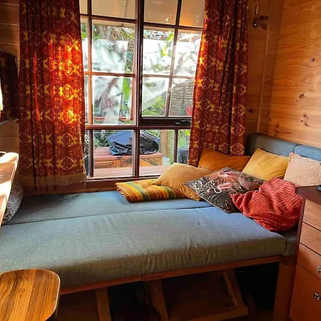 Tropical Inner City Tiny House *
