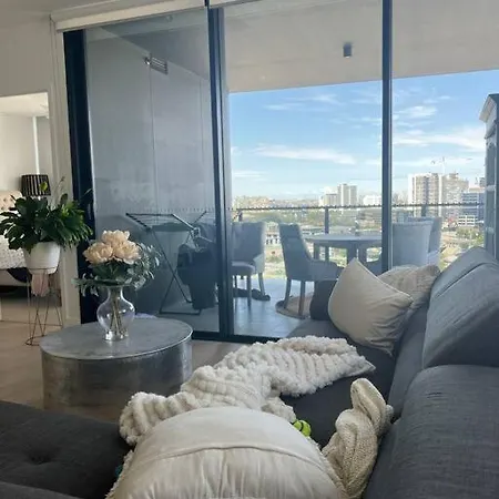 Stunning Views Comfortable Bed Welcoming Host * Brisbane