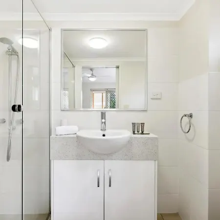 Cozy 2br Near The River *