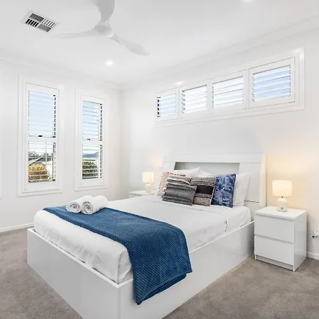 Luxury Golf Course With Theater At Cannon Hill * Brisbane