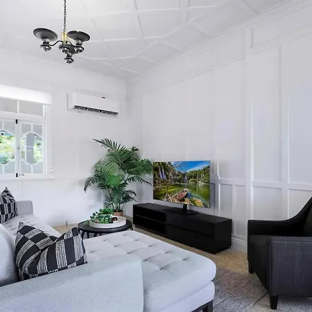 Holiday home Five-bedroom Heritage *