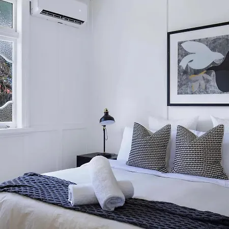 Five-bedroom Heritage *
