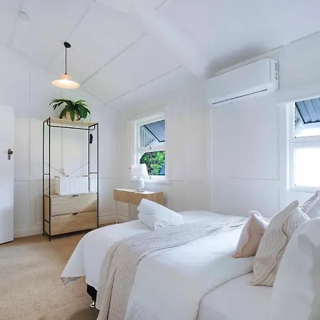 Holiday home Five-bedroom Heritage