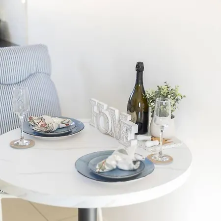 Holiday home Homy Self Contained Unit Sunnybank Cbd Street Parking Brisbane