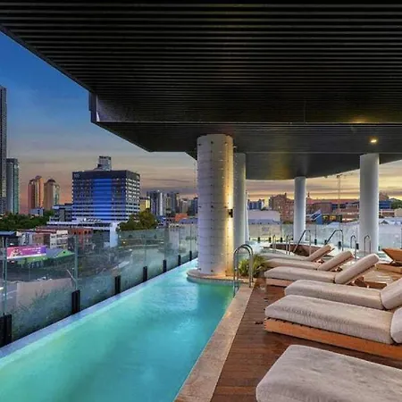 Stylish 1br With Mountain Views Apartment Brisbane