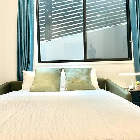 Sharehouse 2bedroom-retreat At Bardon Holiday home *