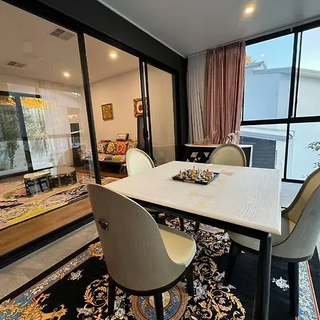 Sharehouse 2bedroom-retreat At Bardon Brisbane