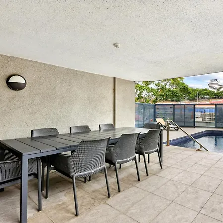 Sleek Cbd 1-bed With Pool Sauna & Alfresco Dining * Brisbane