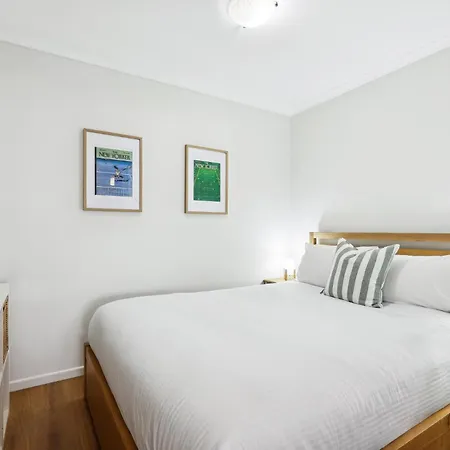 Bright 1-bed With Great Views & Amenities * Brisbane