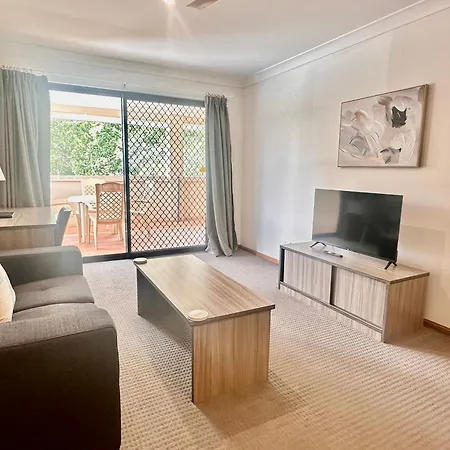 Quest Ascot Aparthotel 4*