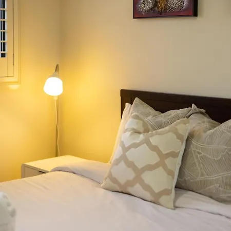 Spacious Comfy 5 Bedroom Near Sunnybank Brisbane