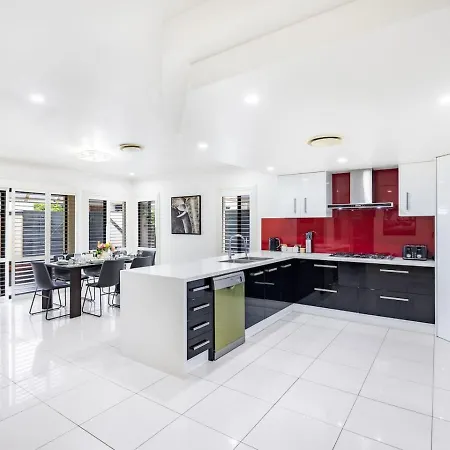 Spacious Comfy 5 Bedroom Near Sunnybank * Brisbane