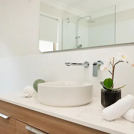 Large Family Pool In Taringa 6km To Cbd Pets * Brisbane