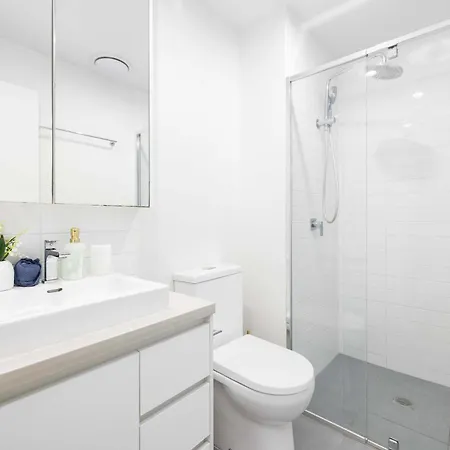 Cityside Comfort 1br Retreat In West End Parking Apartment Brisbane