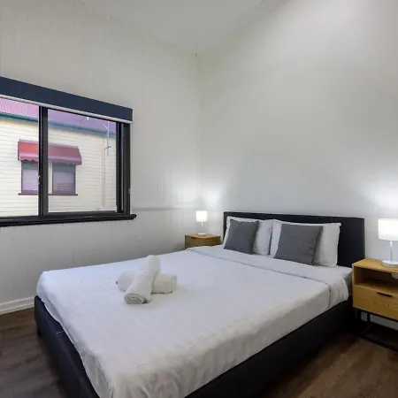Affordable 3b Ideal Unit Near Cafe Mall River Park *