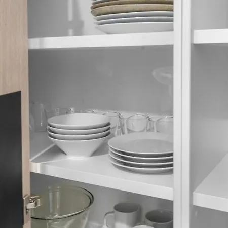 The Halo - New Lux South 2br With Parking & Pool * Brisbane