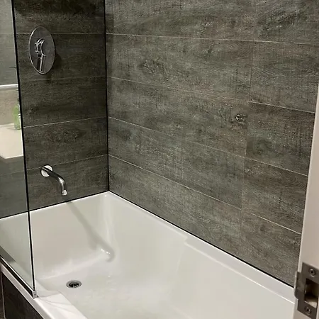 Hotel Quality Cbd Free Park 5*