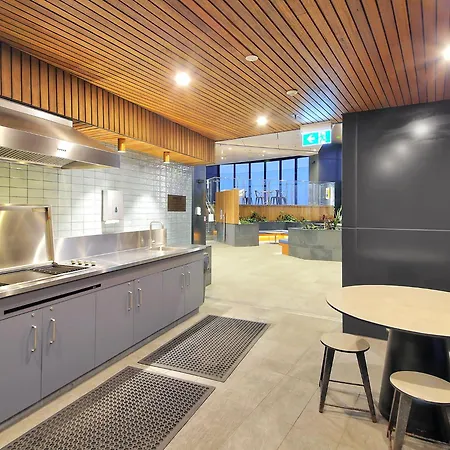 The Gatsby Escape Skytower Luxury Living At Level 71 *