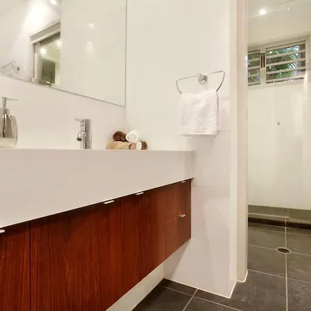 Lambert House Lower Level Holiday home Brisbane