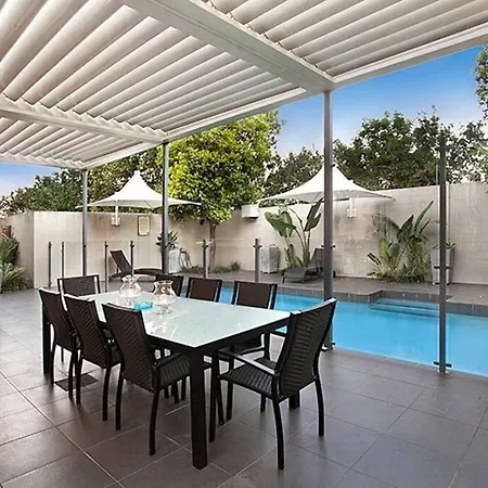 Lambert House Lower & Middle Levels * Brisbane