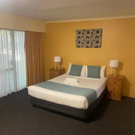 Cozy 1 Bedroom Ideal 4 Business By Custom Hosting Brisbane