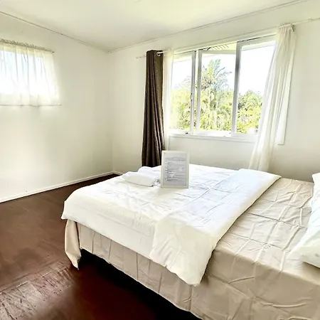 Comfortable Bne Holiday home *