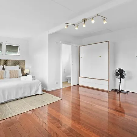 4bdr 2bth 7min To Cbd Holiday home Brisbane