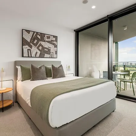 Kangaroo Point By Urban Rest