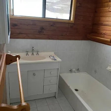 Family 3-bedroom Everton Hills Apartment Brisbane