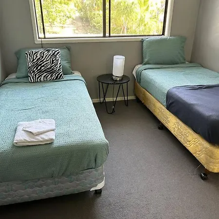 Family 3-bedroom Everton Hills Apartment