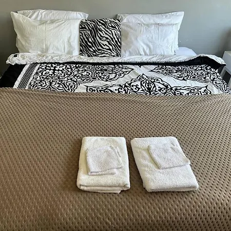 Family 3-bedroom Everton Hills Brisbane