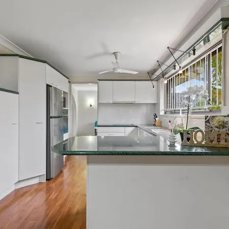 Peaceful 4br At Sunnybank Cbd With 2parking Yard And Mall * Brisbane