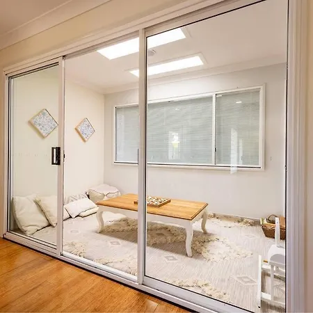 Arcadia 5br Golfside Parkview Mansion-tranquil, Huge Deck * Brisbane