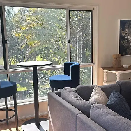 Arcadia 5br Golfside Parkview Mansion-tranquil, Huge Deck * Brisbane