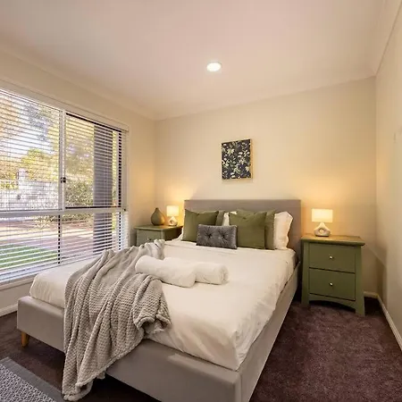 Arcadia 5br Golfside Parkview Mansion-tranquil, Huge Deck Villa *
