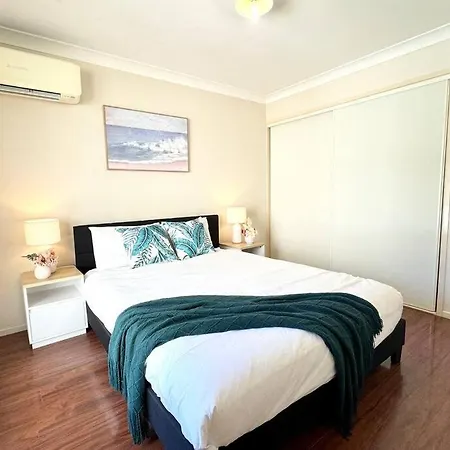 Apartment Affordable 3-bedroom Grannyflat In Coopers Plains