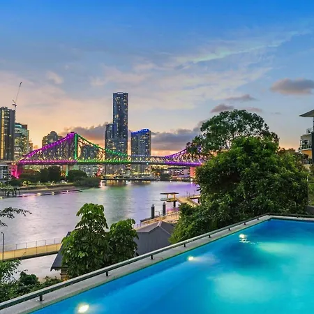 Riverside Residences New Farm Apartment *