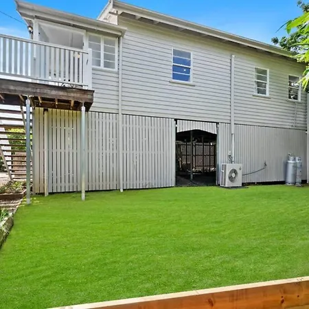Guest house In Large 6 Min To Cbd