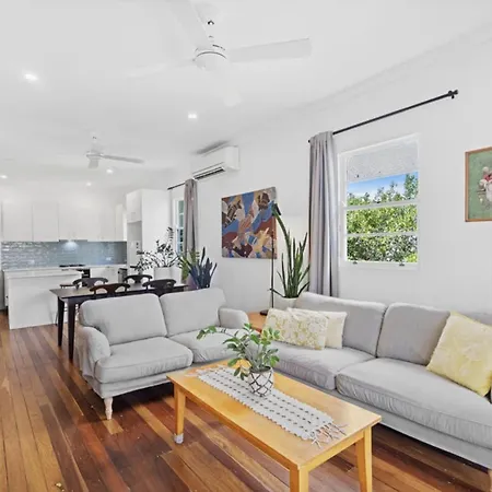 Guest house In Large 6 Min To Cbd