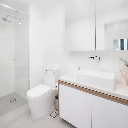 Apartment Skyline Serenity Luxury With Free Parking Brisbane