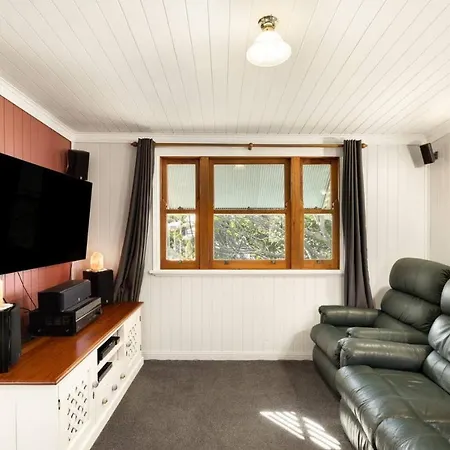 Holiday home Central Spacious, Cozy Bedroom 3 Brisbane