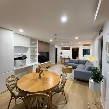Modern, Spacious, Perfect Spot Apartment Brisbane