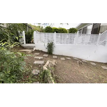 A Comfortable House Close To Westfield Holiday home