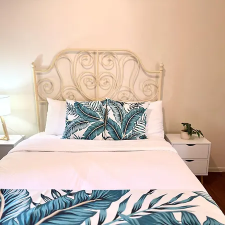 Affordable 3-bedroom Grannyflat In Coopers Plains *