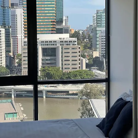 Spectacular Southbank View Apartment *