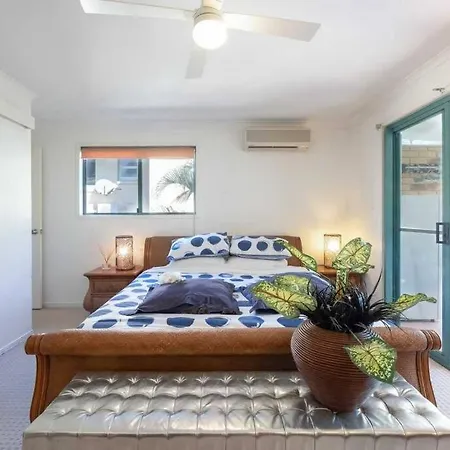 Experience More So Local Apartment