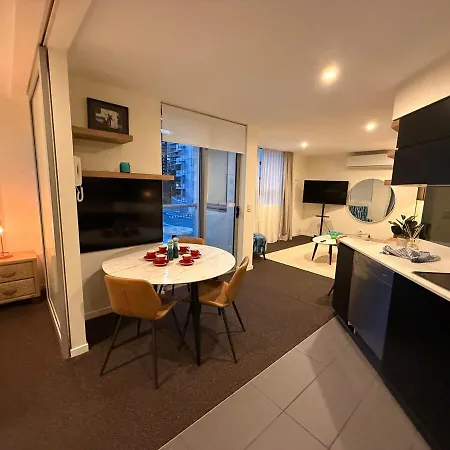 Apartment Discover Urban Bliss In Our 1-bedroom Apartment! Views And Cultural Gems *