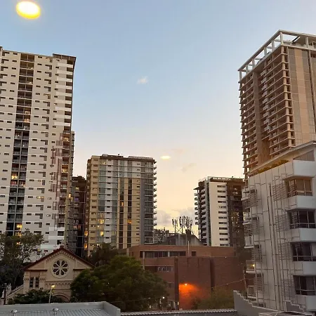 Discover Urban Bliss In Our 1-bedroom Apartment! Views And Cultural Gems Apartment Brisbane
